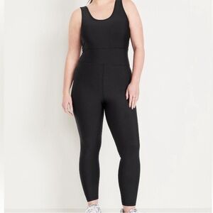 Old Navy Black Sleeveless Scoop-Neck Jumpsuit